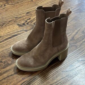 Dolce Vita Tan Suede Heeled Chelsea Boots
